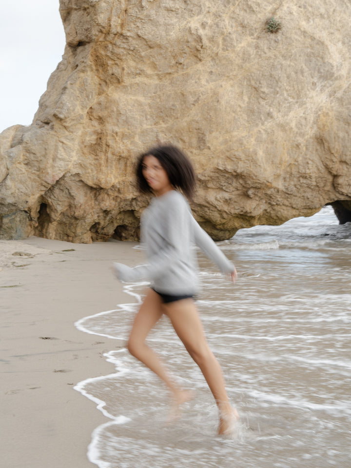 Broken Shell Cashmere Sweater in Grey